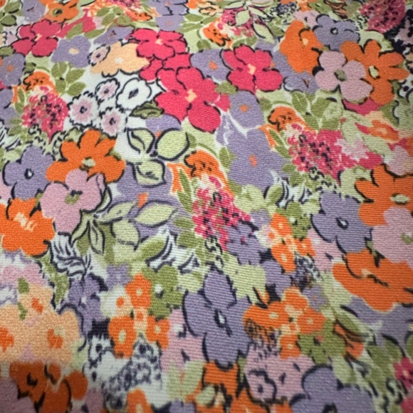 Skatie Swim in Montecito - Picture 2 of 3